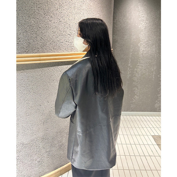 フェイクレザーミドルコート | ファッション通販サイト NUGU