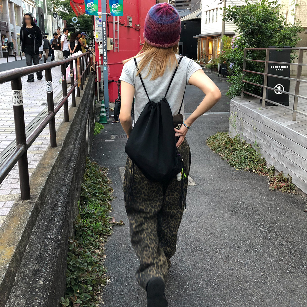 ユニークレオパードワイドパンツ | ファッション通販サイト NUGU