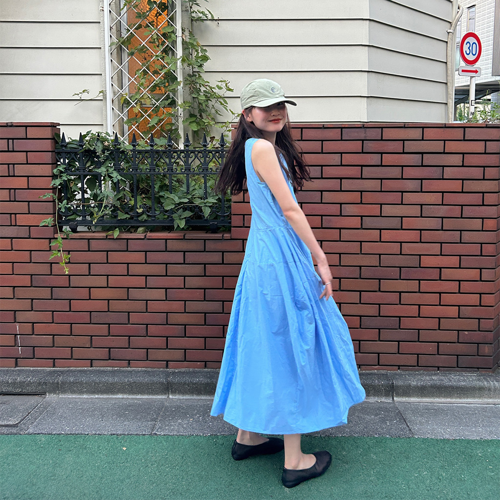 【新品タグ付】かぐれ ノースリーブドレス ロングワンピース 草木染め 日本製 かぐれ（カグレ）の「かぐれ 草木染めのノースリーブドレス