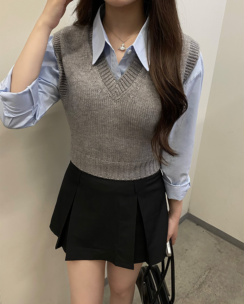 Vネック クロップド ニットベスト | ファッション通販サイト NUGU