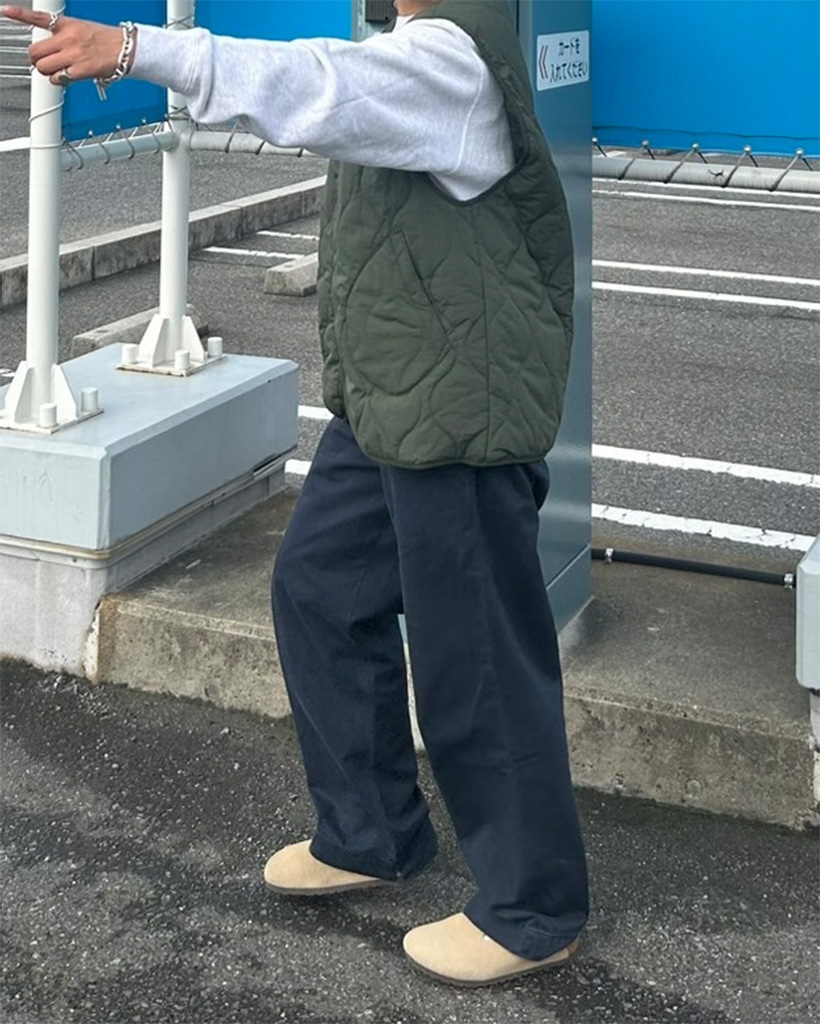 美品！アシードンクラウド　キルティングベスト！ A.P.C. アーペーセー Silas Blouson Jacket ベスト キルティング