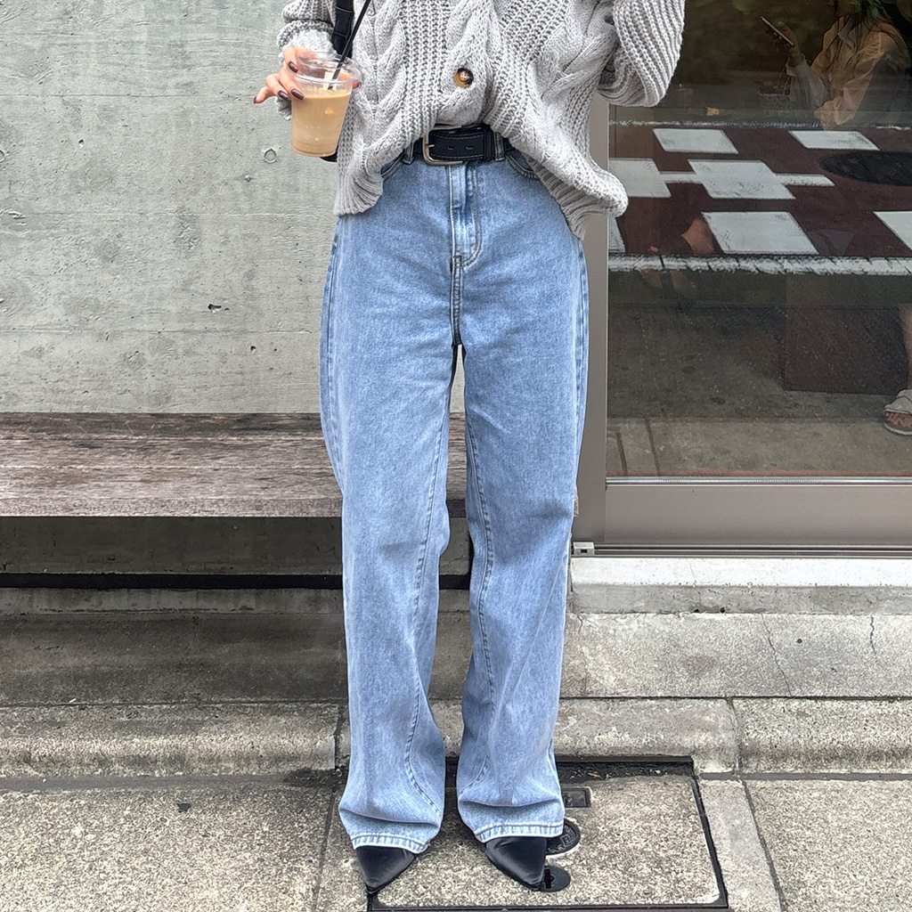 Flugge デニム Flugge（フラッジー）の「white stitch wide denim/ホワイト