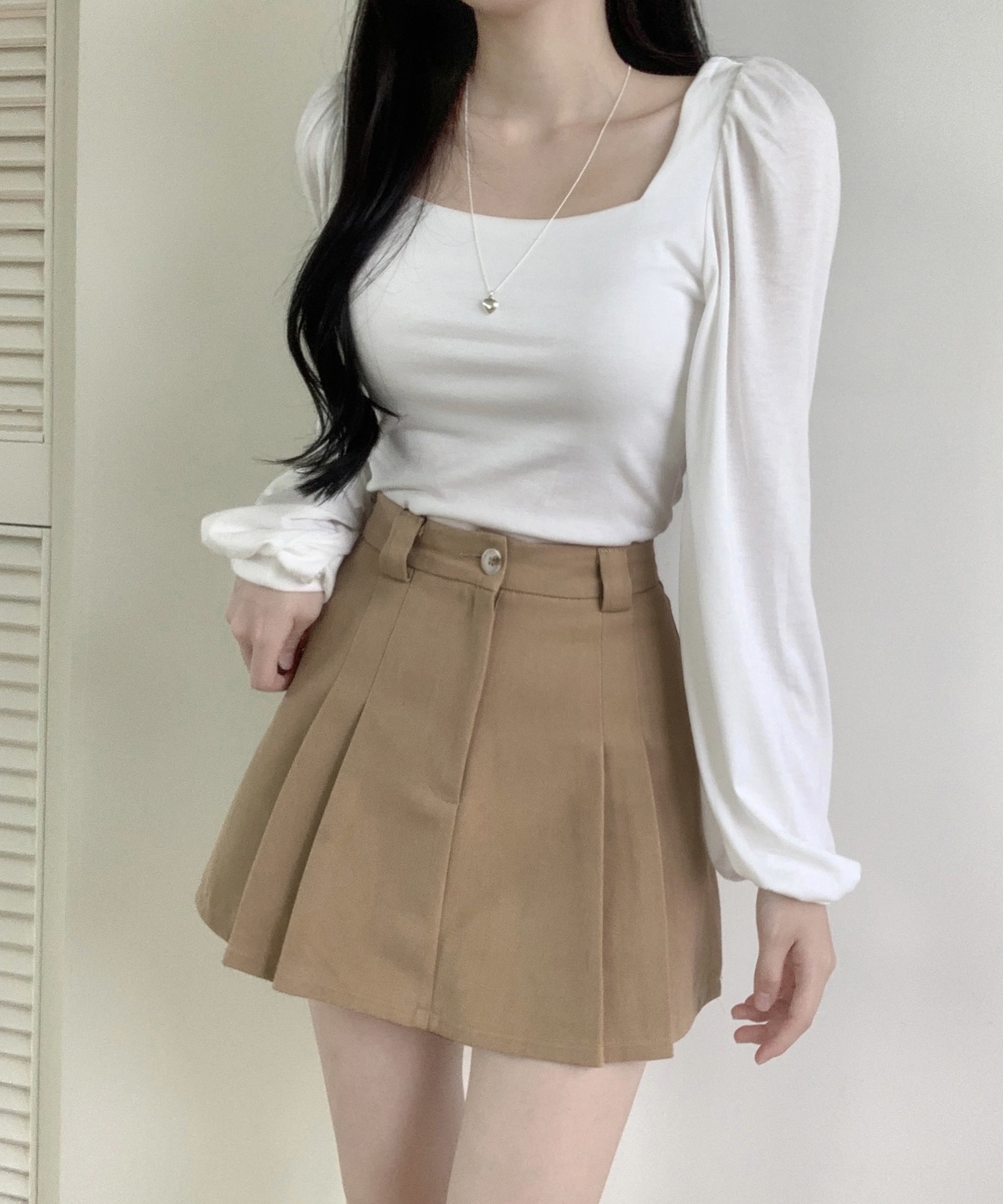 プリーツタック入りハイウエストミニスカート | ファッション通販