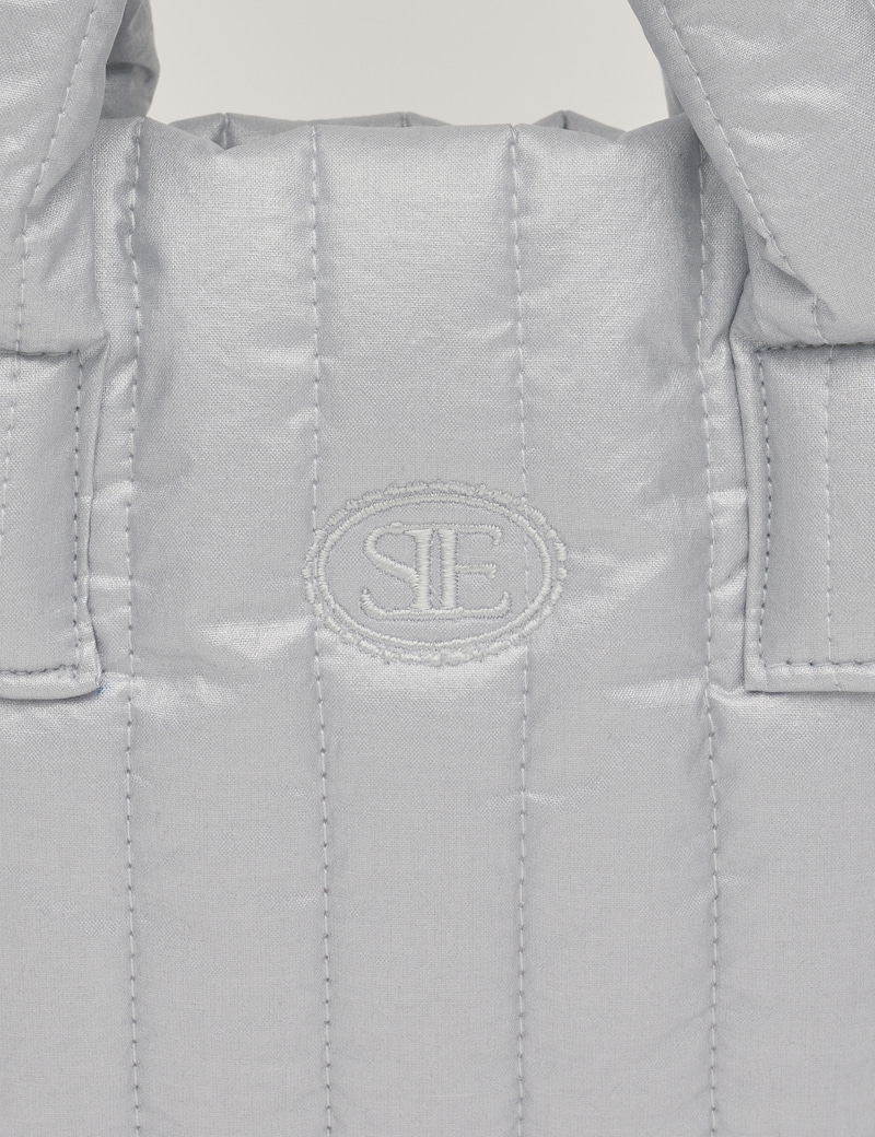 人気【 SIENNE 】 MINI PADDING BAG (SILVER) Mini Padding Bag (Silver) - sienne