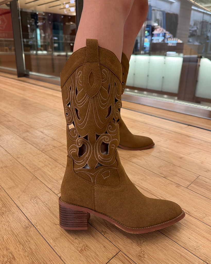 パンチングウエスタンミドルブーツ | ファッション通販サイト NUGU パンチングウエスタンミドルブーツ | ファッション通販サイト NUGU