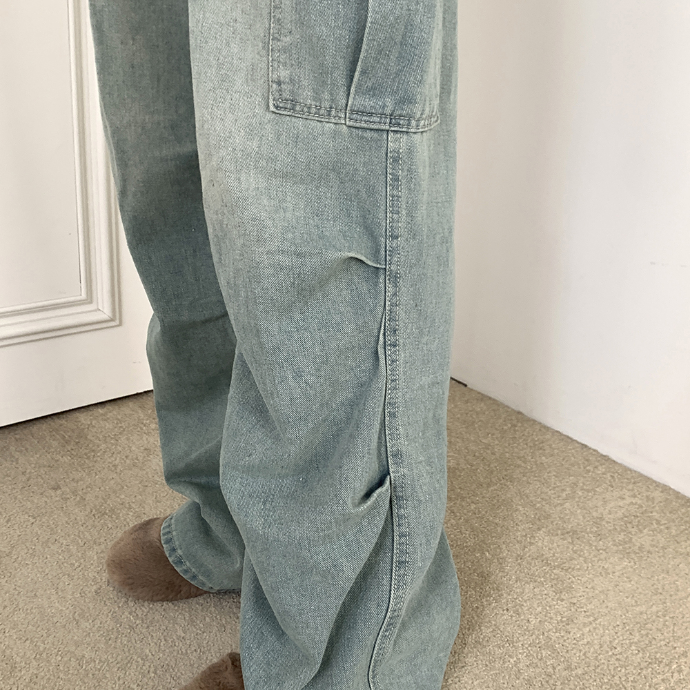 タック入りシャーリングポケットカーゴデニムパンツ