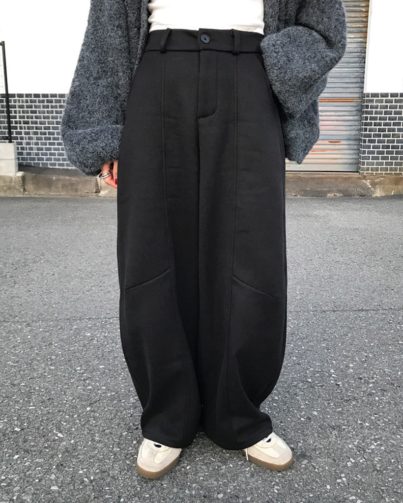 ハイパーピンタックワイドパンツ