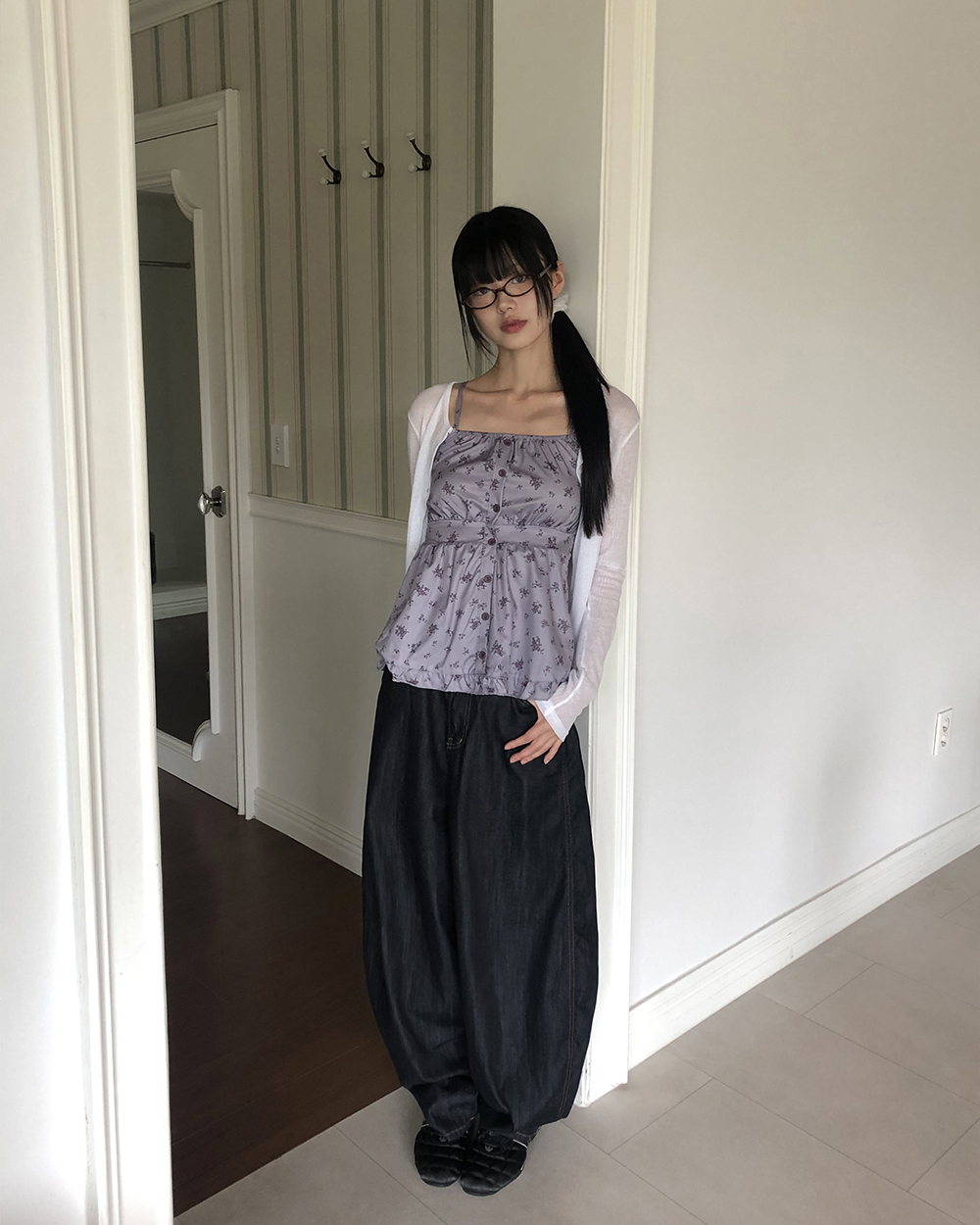 ステッチバルーンワイドデニムパンツ | ファッション通販サイト NUGU