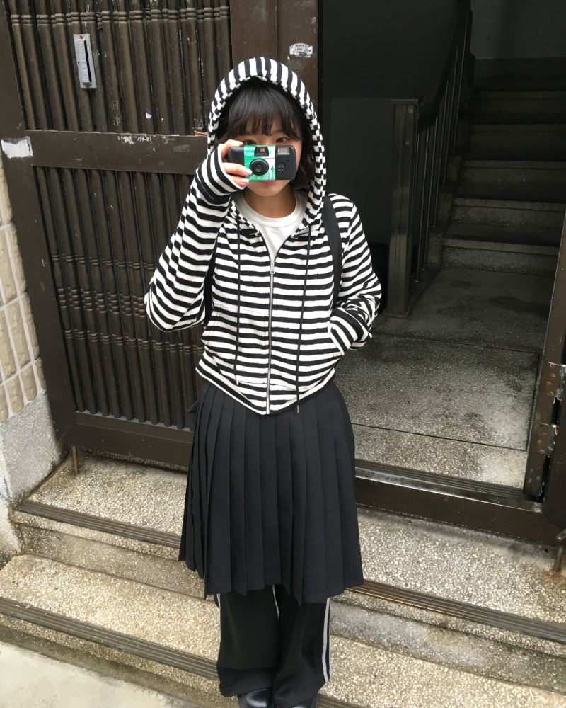 クロップドボーダーパーカー | ファッション通販サイト NUGU