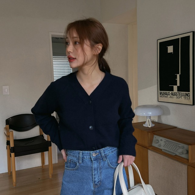 LiberaVネックカーディガン