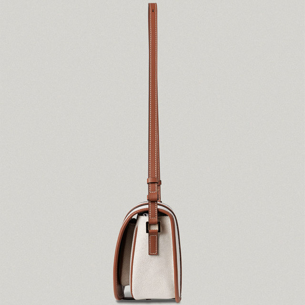 【美品】FOLNUA フォルニュア CLASSIC LOGO POCHE BAG FOLNUA l フォルニュア