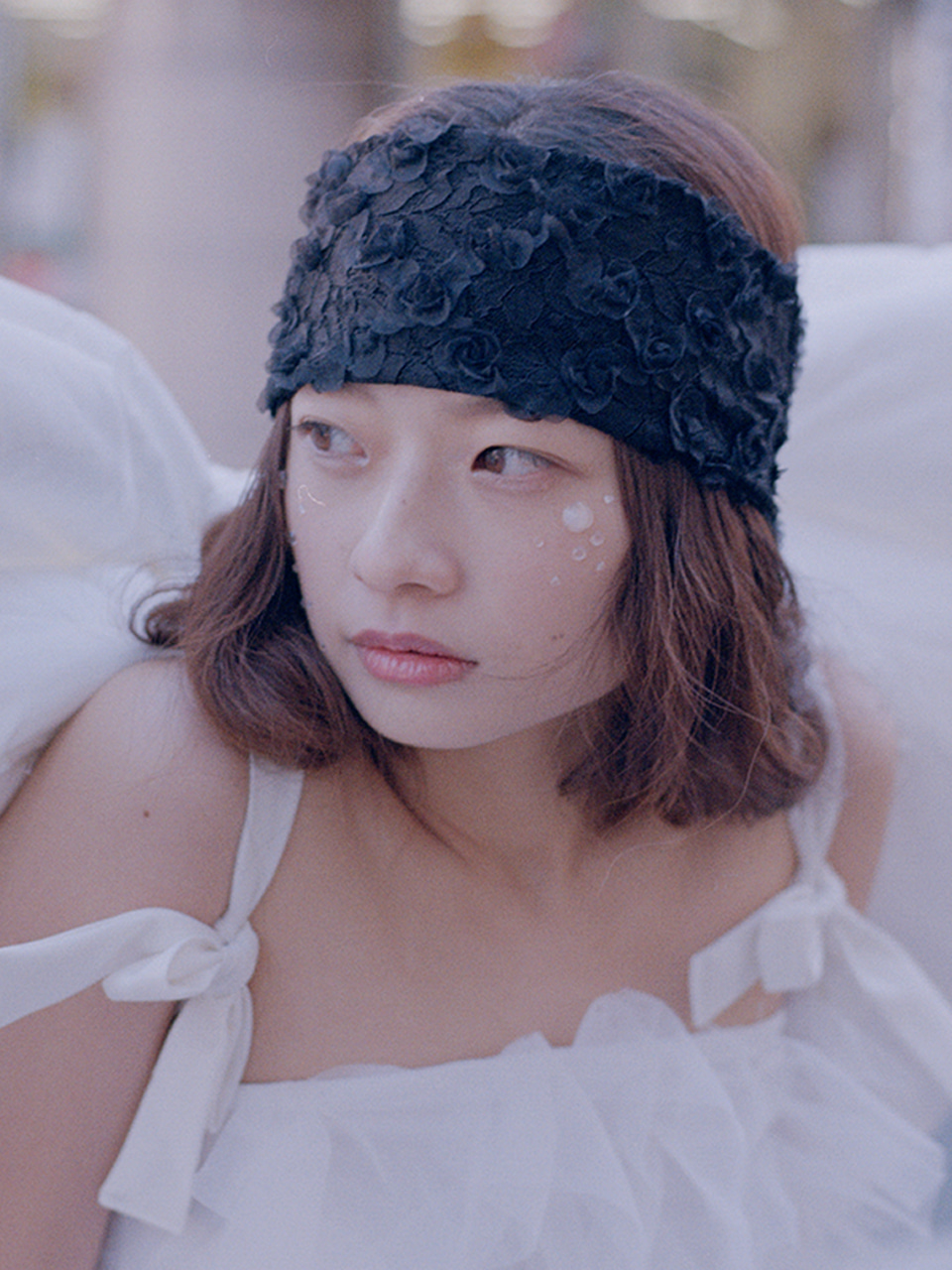 ヘアアクセサリー POESIEDAME : 25SS / ROSE VEIL HEAD BAND (2COLORS) ROSE VEIL HEAD BAND IN BLACK | ファッション通販サイト NUGU