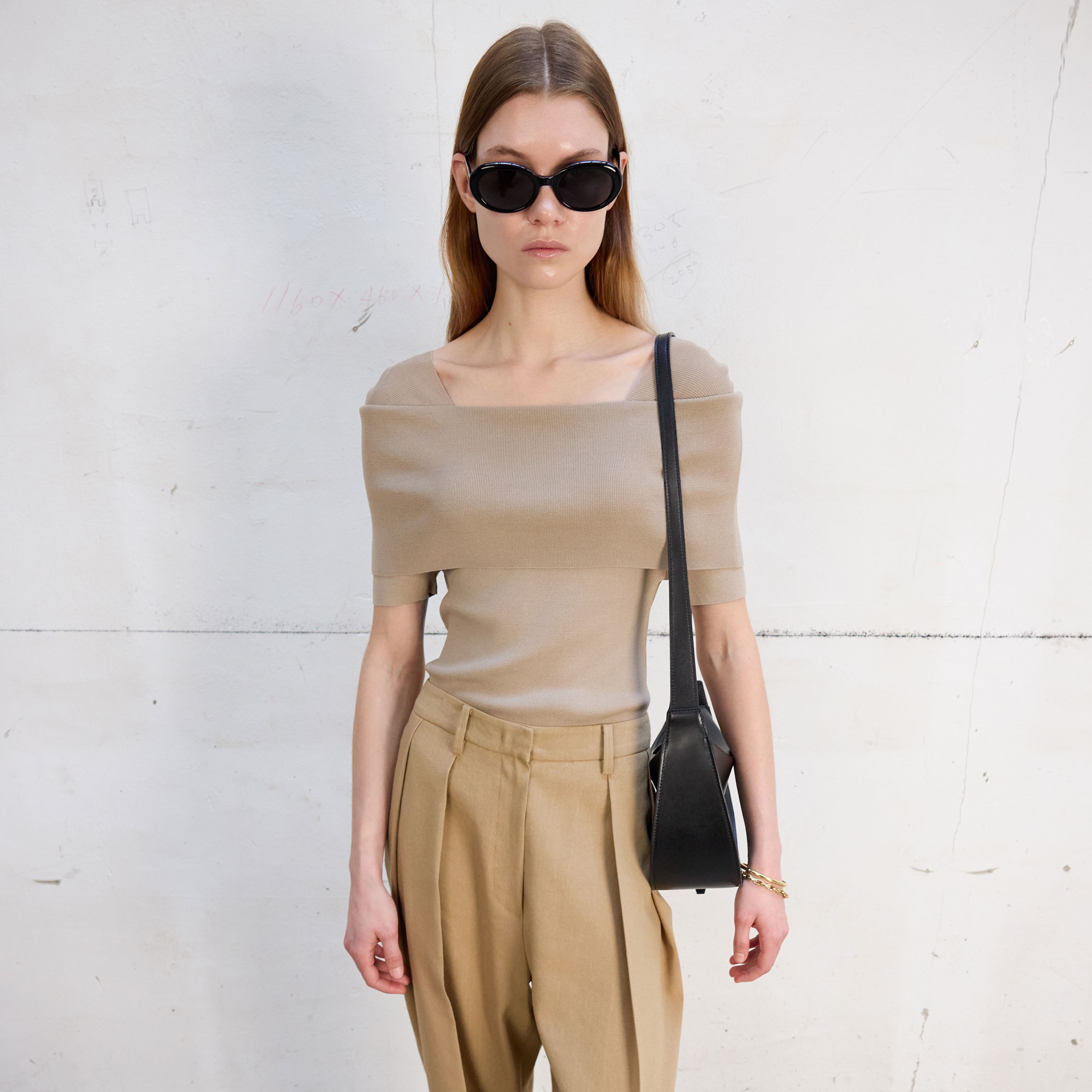 High-density Off-the-shoulder Knitted Top | ファッション通販