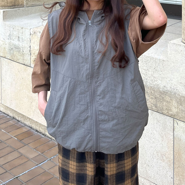 ユニセックス)ナイロンフードベスト | ファッション通販サイト NUGU