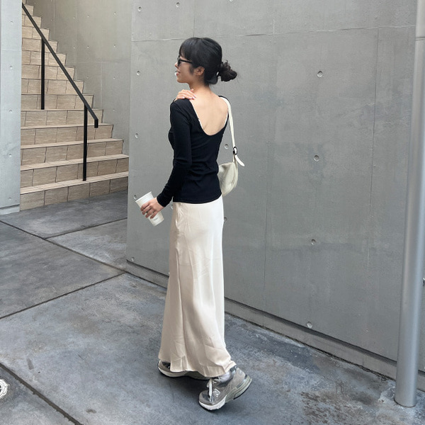 32ヤード　サテンスカート ロングサテンスカート | ファッション通販サイト NUGU