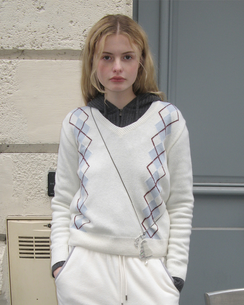 SN Twin Argyle V-neck Knit (Ivory)