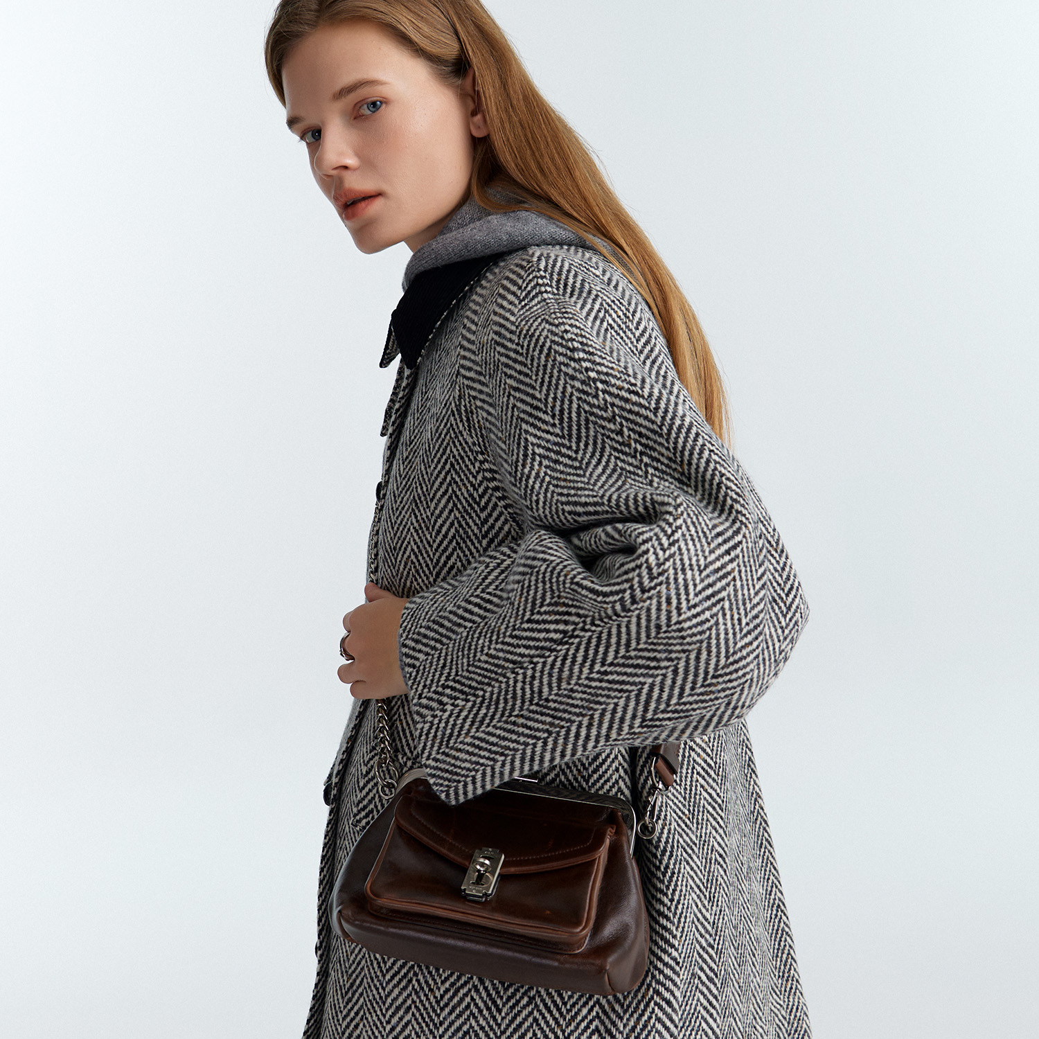 OCCAM DOUX CARGO FRAME SHOULDER S BROWN | ファッション通販
