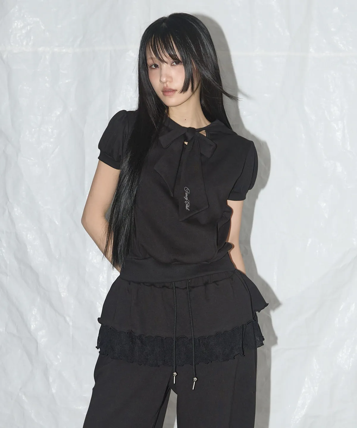 みゅ Puff Round Scarf Hoodie BLACK Influencer pick] Puff Round Scarf Hoodie (Black) F25QB081