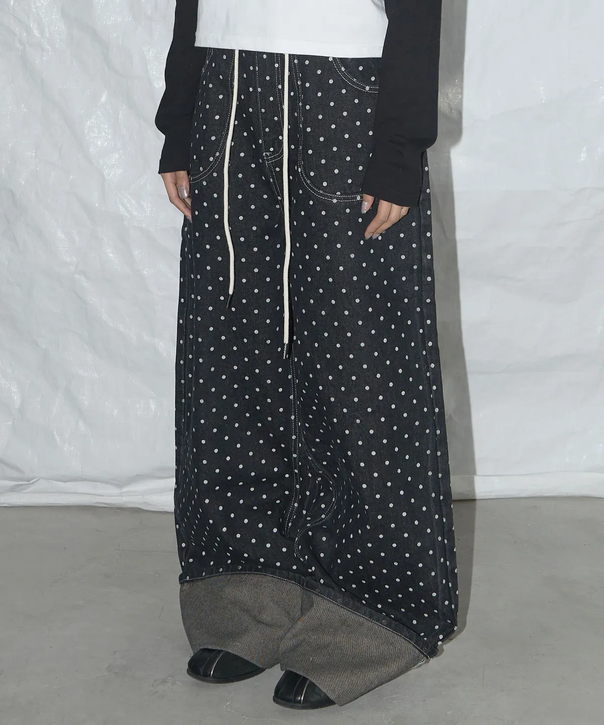 Influencer pick] String Dot Roll-Up Pants (Black) F25QD890
