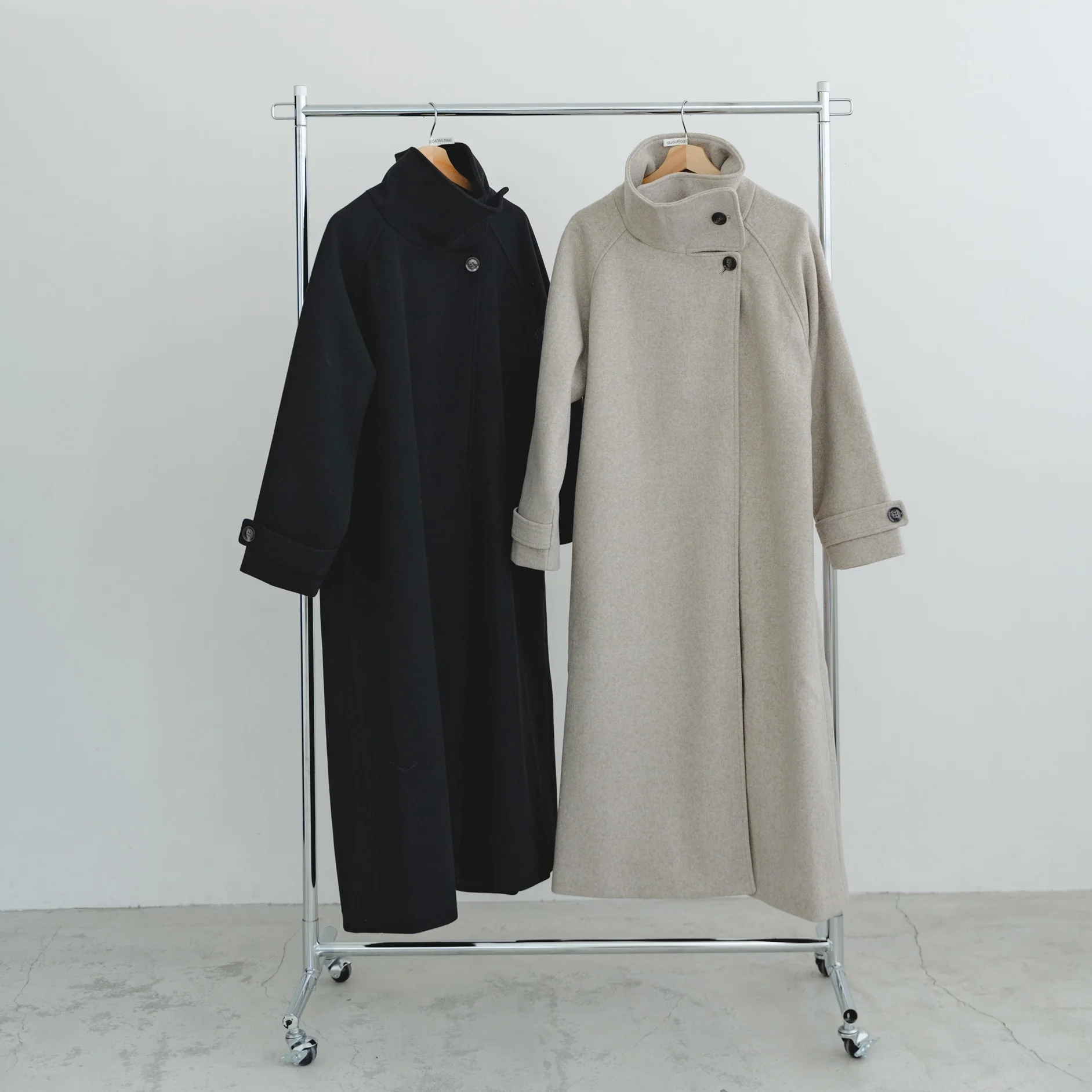 STILL BY HAND スタンドカラーオーバーサイズコート ベージュ STILL BY HAND スタンドカラーオーバーサイズコート ベージュ
