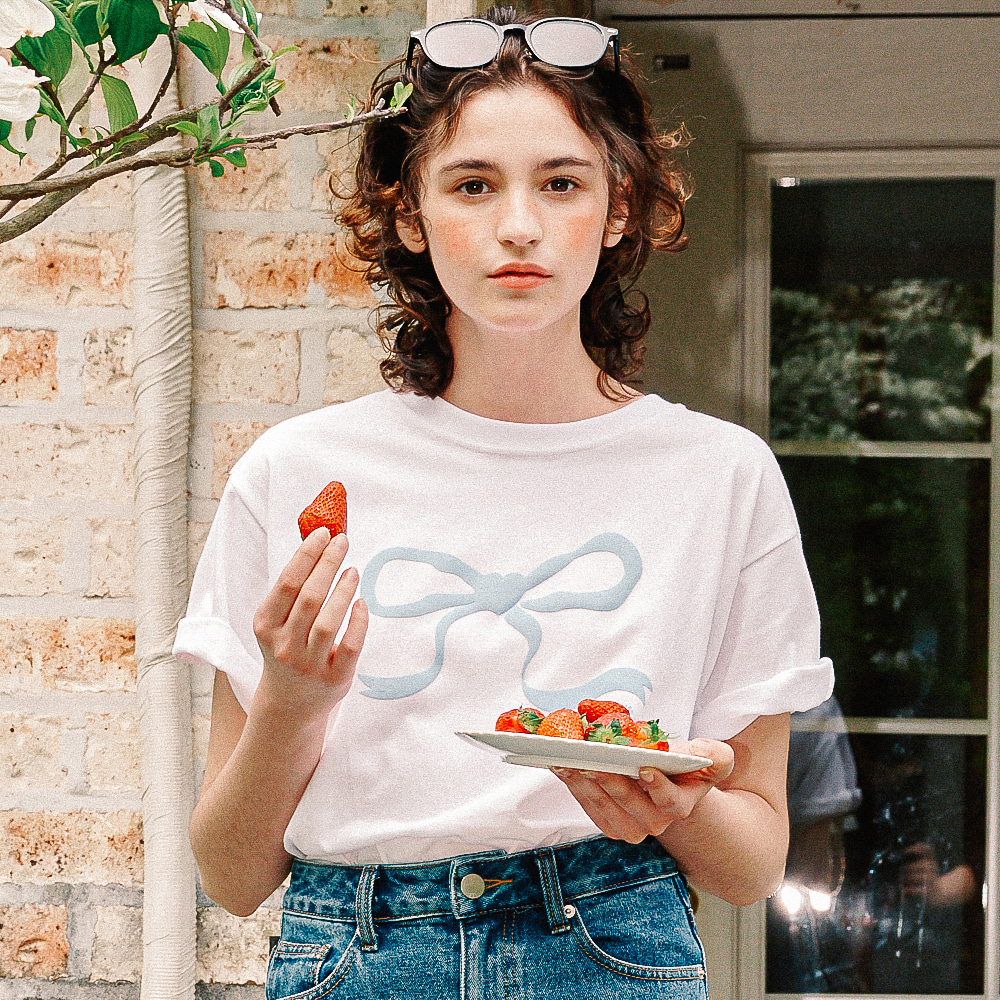 Tシャツ・カットソー RONRON EMBO HEART RIBBON BASIC FIT LONG SLEEVE WHITE EMBO HEART RIBBON BASIC FIT LONG SLEEVE WHITE - RONRON 론론