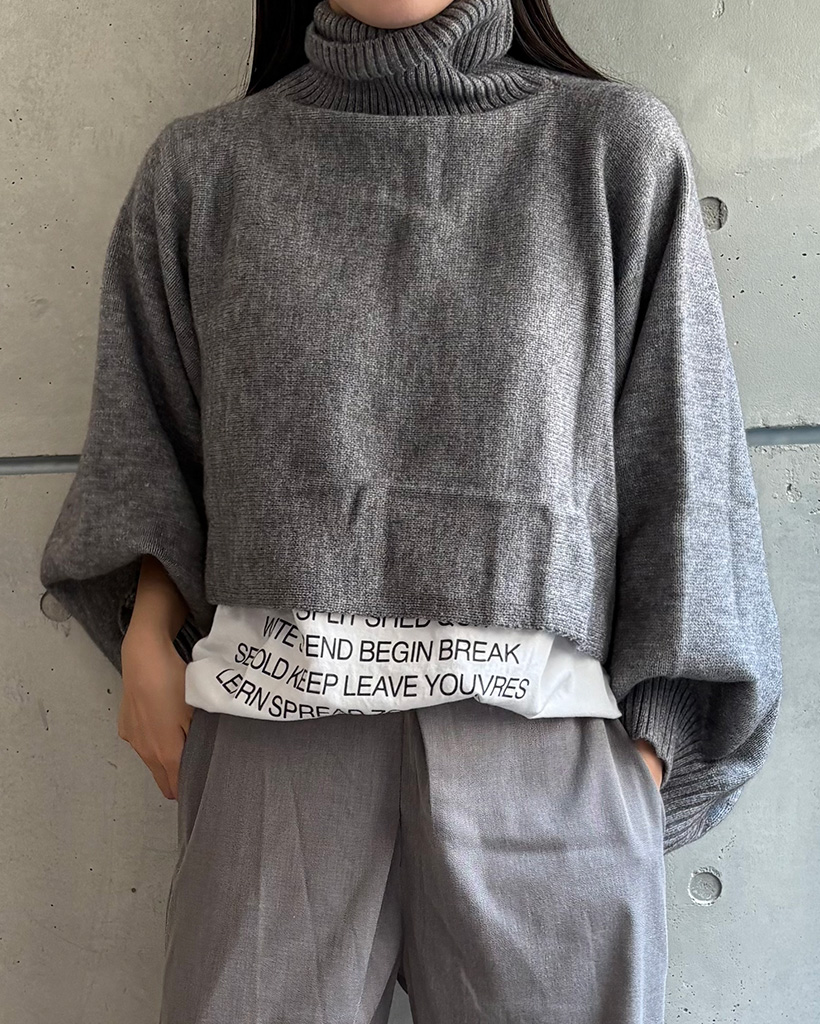 ブラック ケープスタイル ニット コットン混2WAYケープスタイルニット - SOÉJU online store