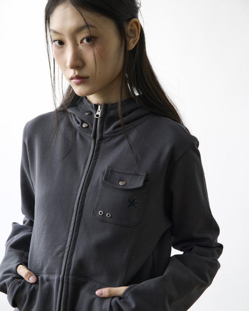 TCM easy pocket hooded zip-up (charcoal)