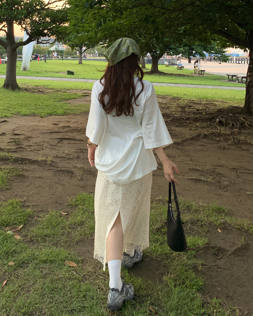 さえら＊ヒスクローネ＊レース ロングスカート＊ベージュ系＊お花＊レース＊フラワー セール】 フラワーラッセルレース使いスカート （ロング・マキシ