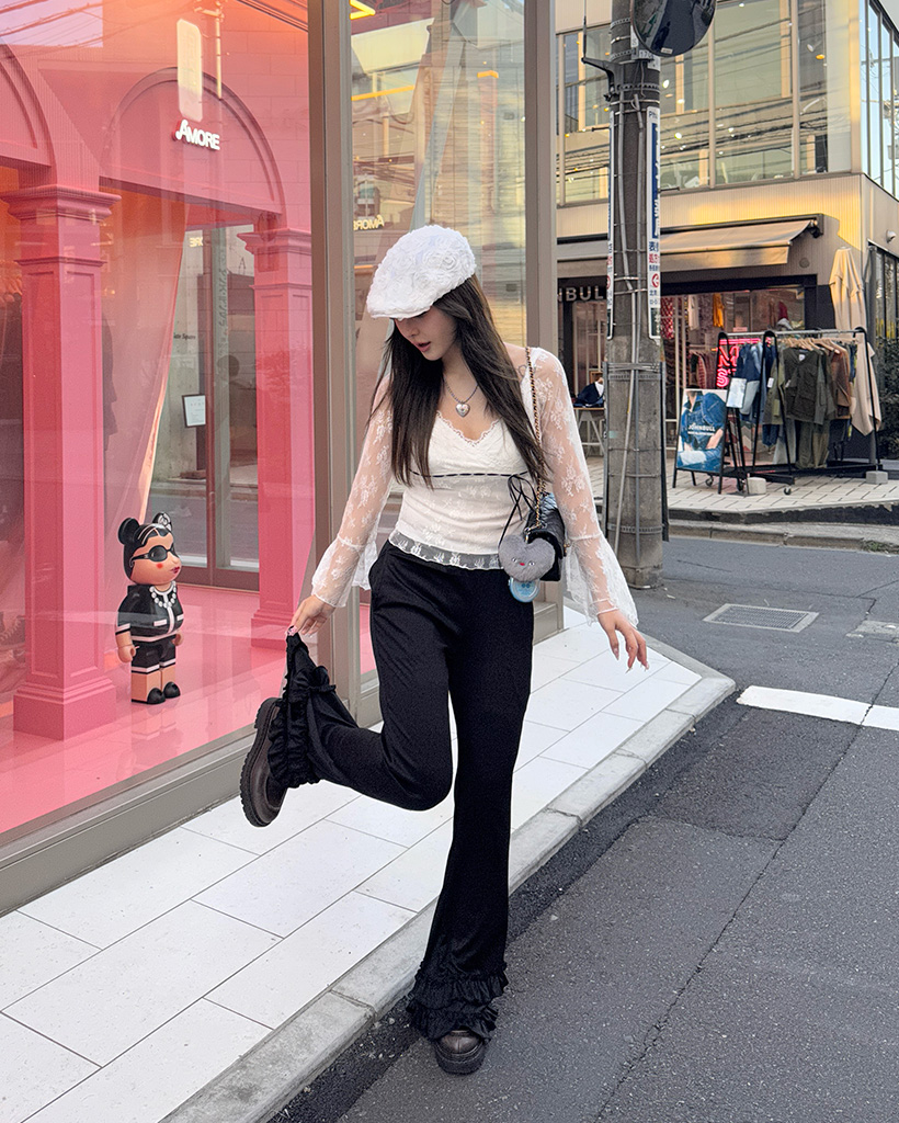 ちゃみ960chou chou裾フリルパンツ・957(WH) ちゃみ960chou chou裾フリルパンツ・957(WH) ちゃみ様専用