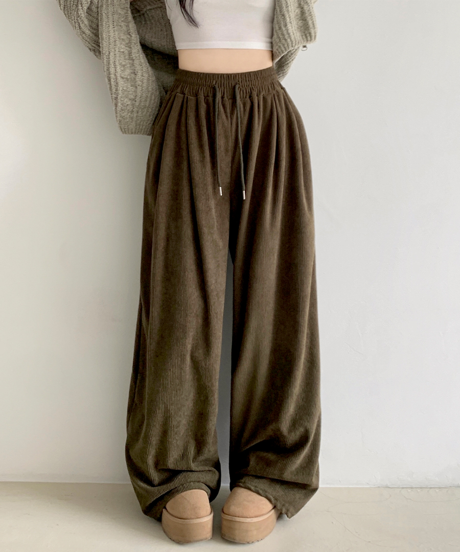 コーデュロイタック入りワイドトレーニングパンツ
