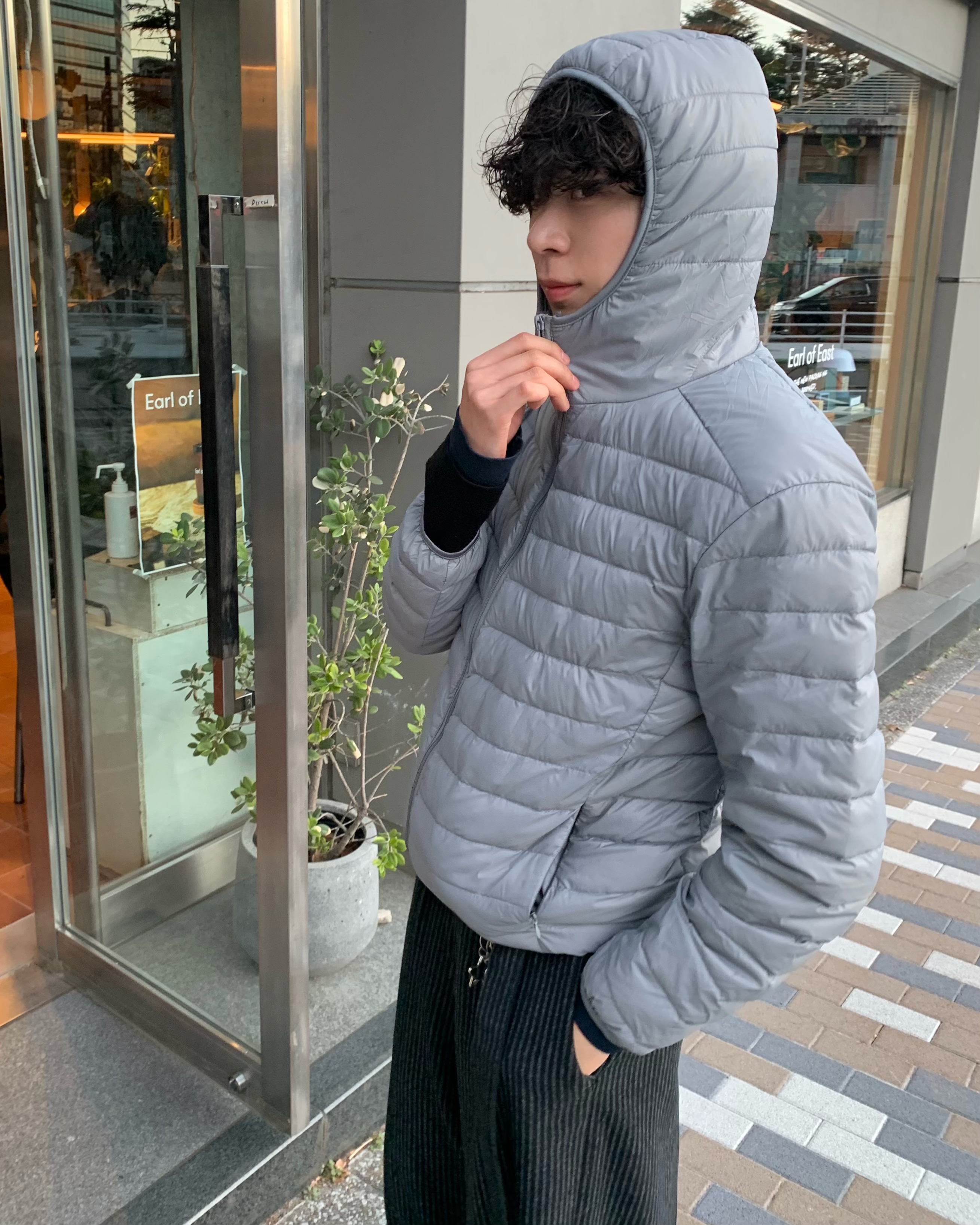 フード軽量ダウンジャケット