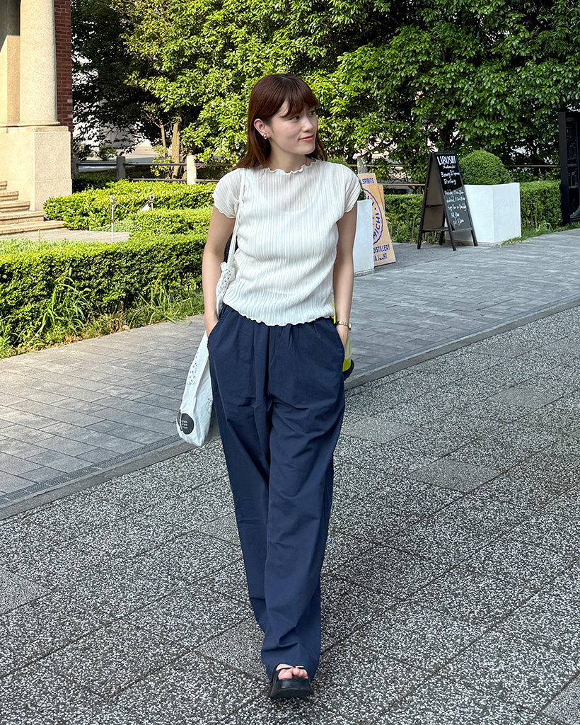大きいサイズ レディース サガラ刺繍フラワーコットンTシャツ