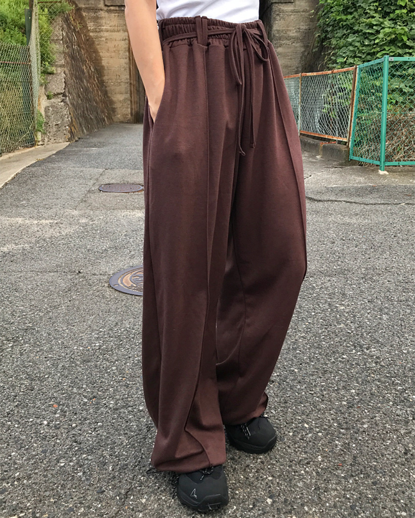 ピンタックスウェットパンツ | ファッション通販サイト NUGU