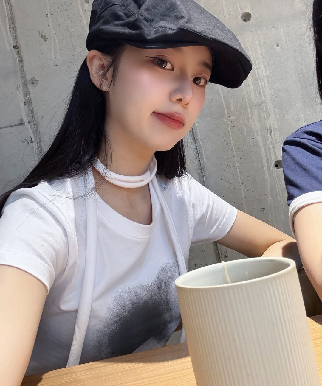 influencer pick] Vanish Tie Scarf T-Shirt (FL-114_White