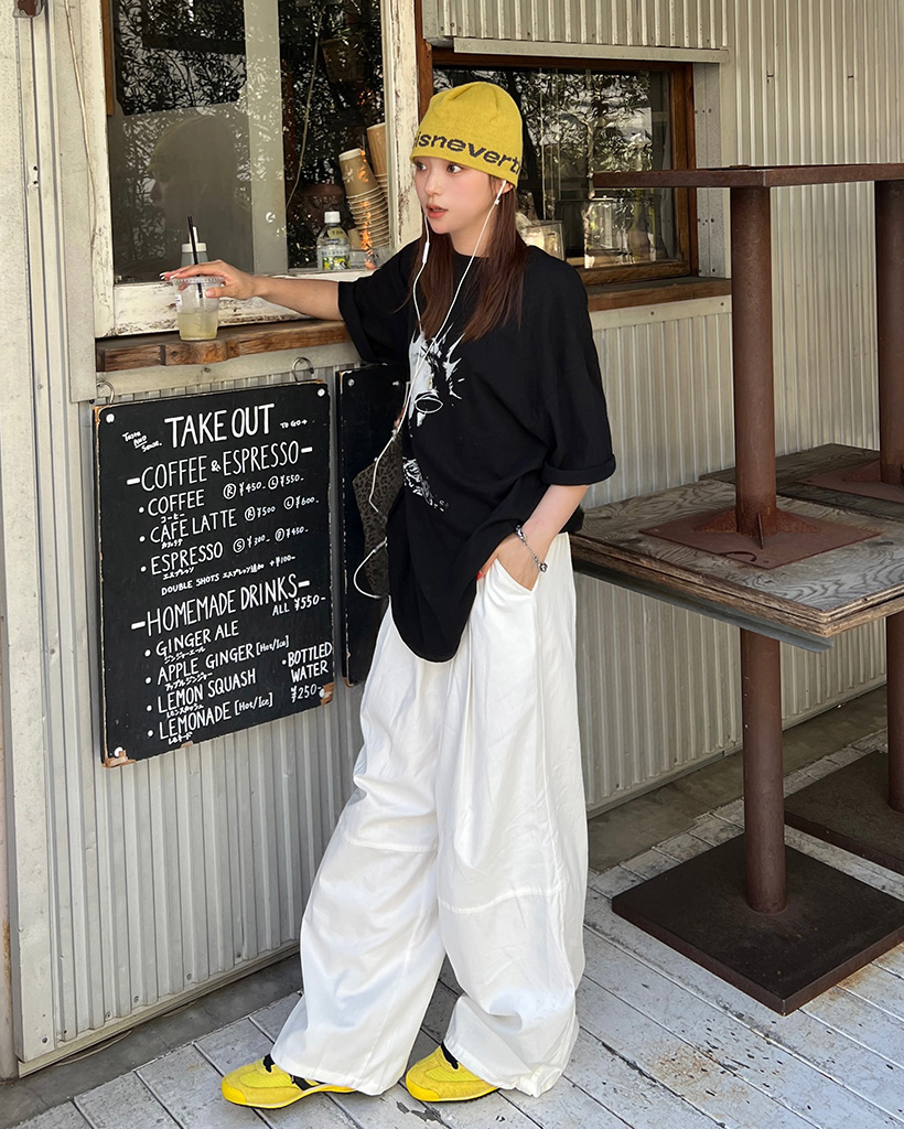 キーループ付きコットンツータックワイドパンツ | ファッション