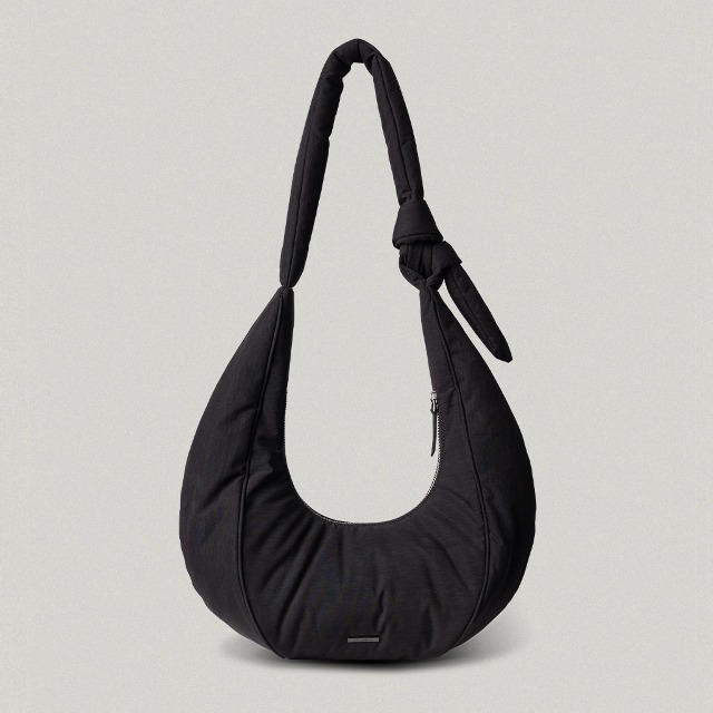 【FOLNUA】PADDED OVAL BAG 4a7d8fc341c74038884fd2033953f5