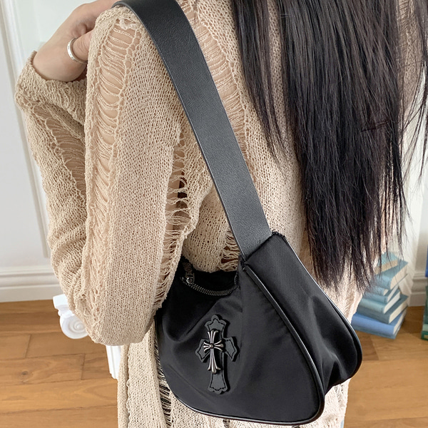 gr10k ナイロンショルダー　BVBag Small GR10K: BV BAG HOLDER SMALL ショルダーバッグ - メルカリ