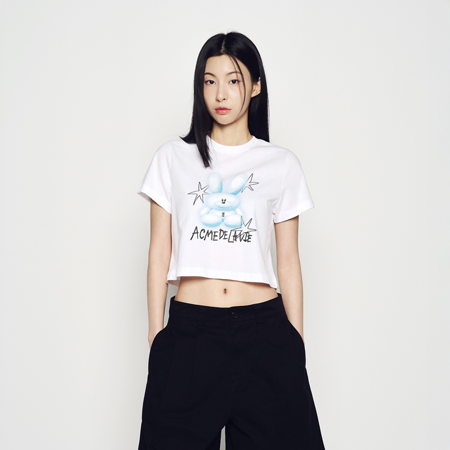 WOMAN ROUND SPRAY RABBIT CROP SHORT SLEEVE T-SHIRT | ファッション