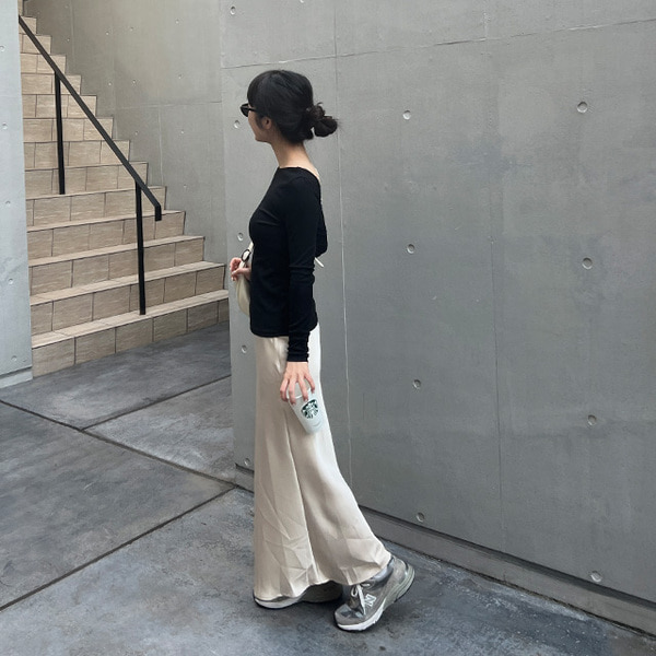 ロングサテンスカート | ファッション通販サイト NUGU