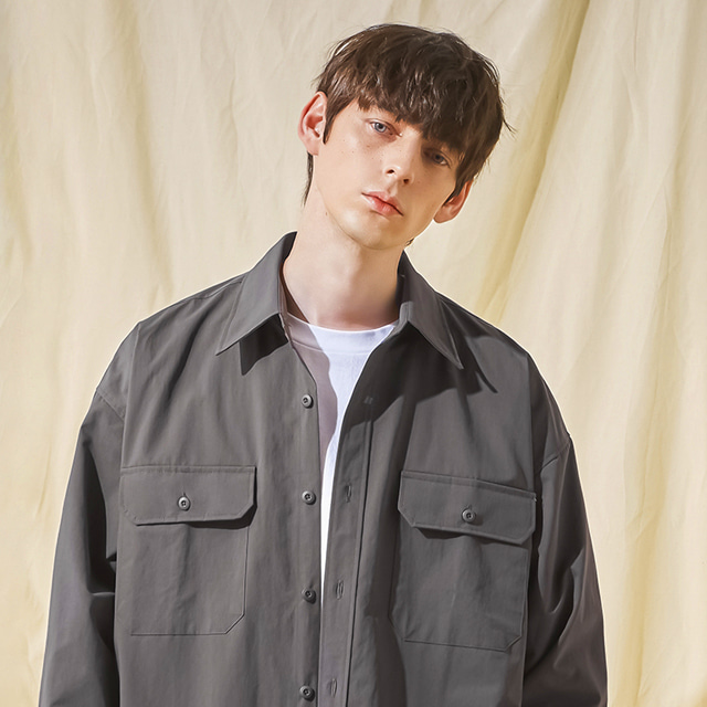 ★関税込★VARZAR★VZ Logo Big Over Fit Nylon Work Shirt★ VARZAR] VZ Logo Big Over Fit Nylon Work Shirt Darkgray