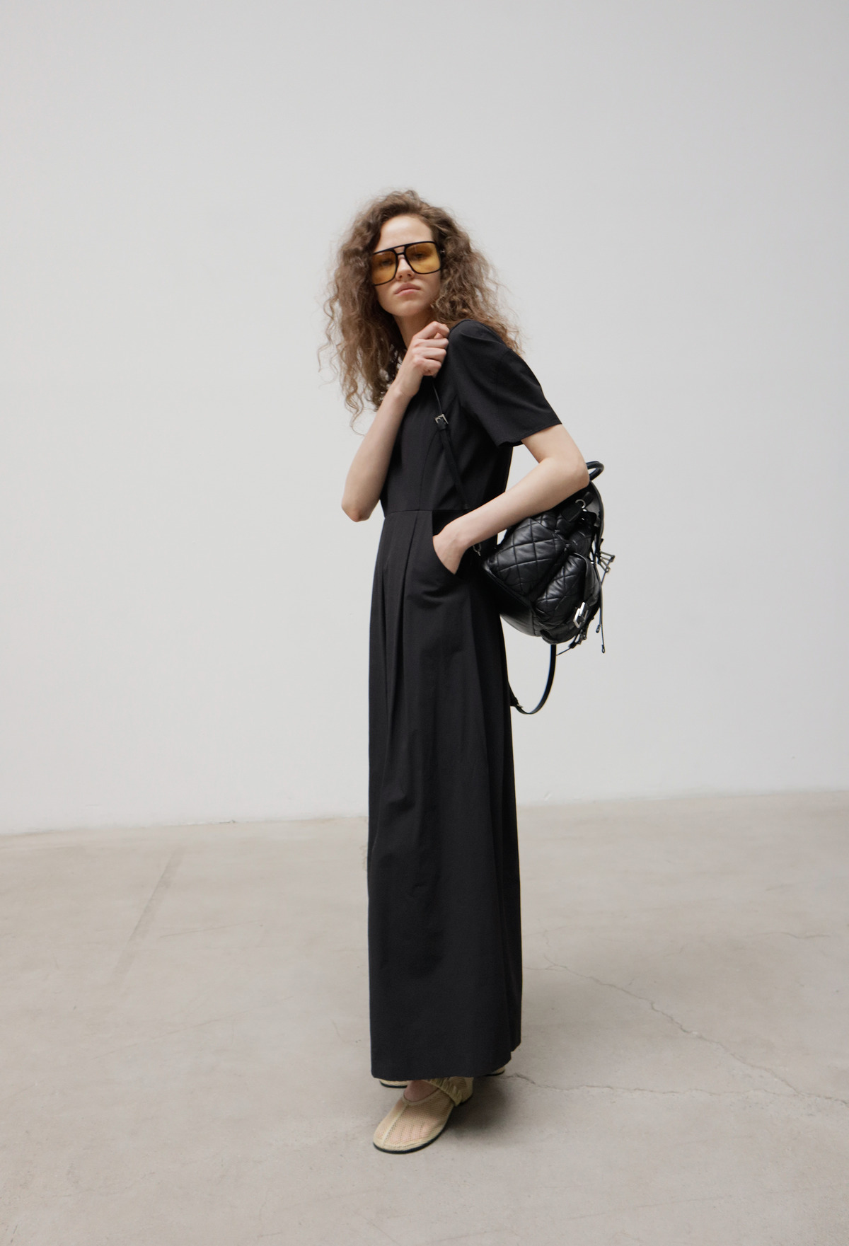 Short-sleeve Phoebe Dress Black