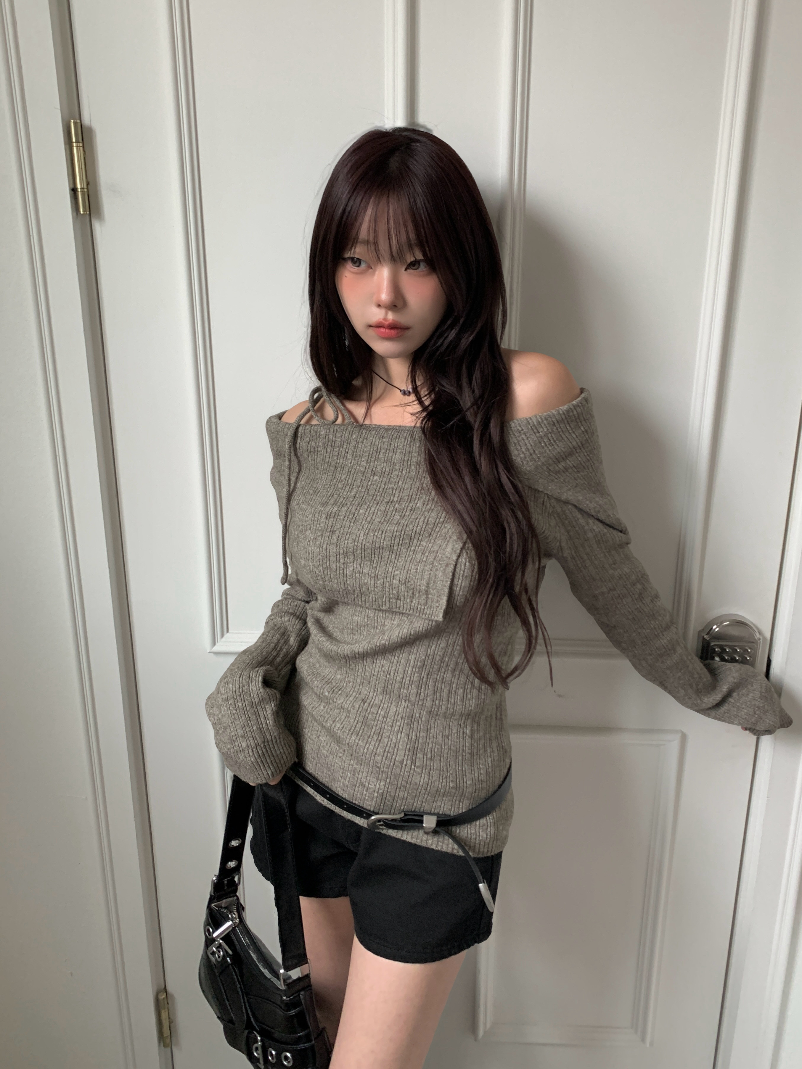 リボンワンオフショルダーリブニット | ファッション通販サイト NUGU