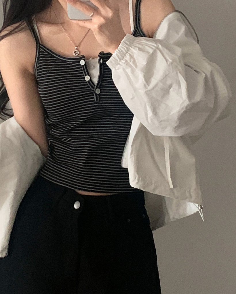 BLUGIRLストライプSILKキャミソール新品未使用 Silktouch レース付きキャミソール (パッド取り外し可)_