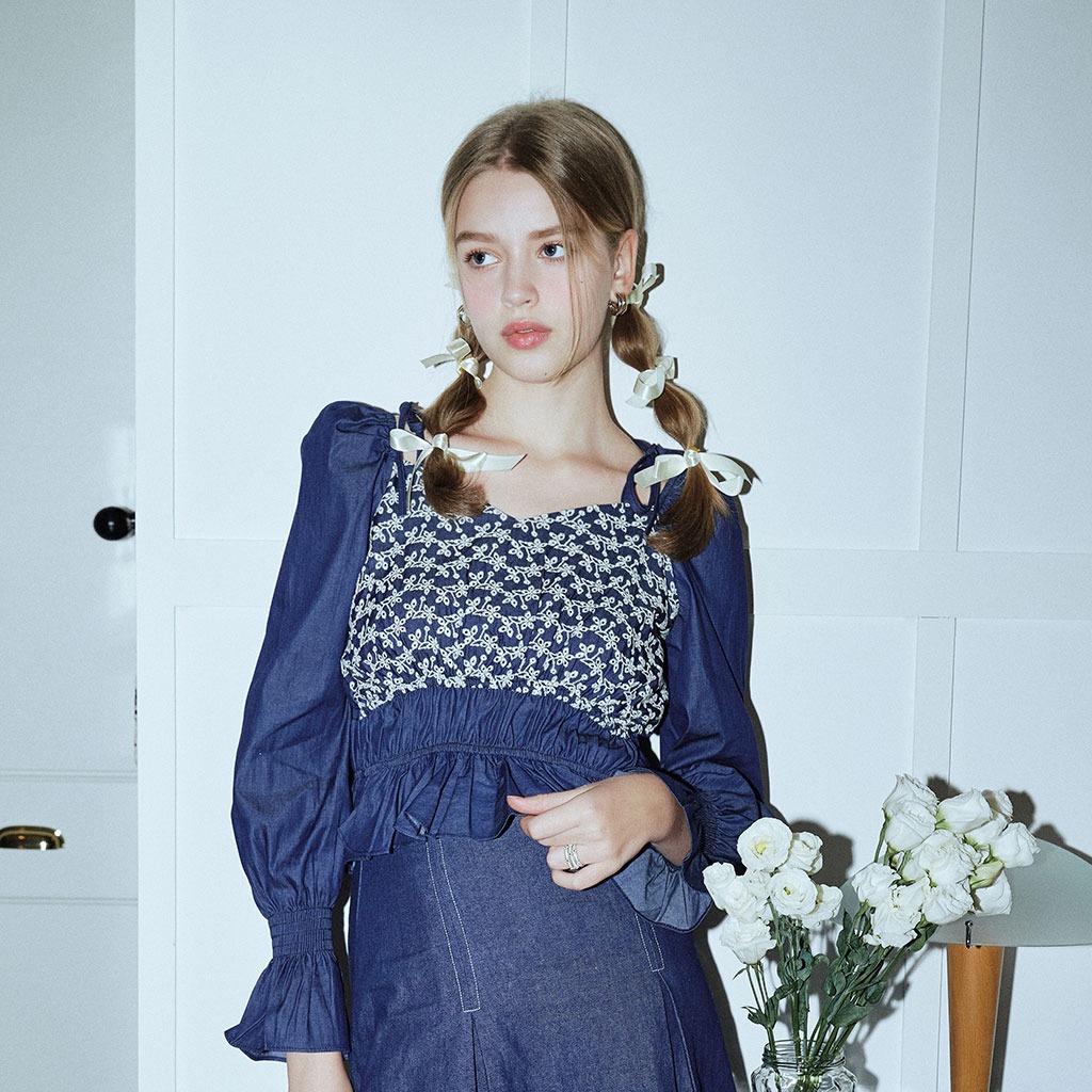 elu. オーロラブラウス M ネイビー Aurora blouse navy 新品未使用】elu. Aurora blouse summer -navy- - メルカリ