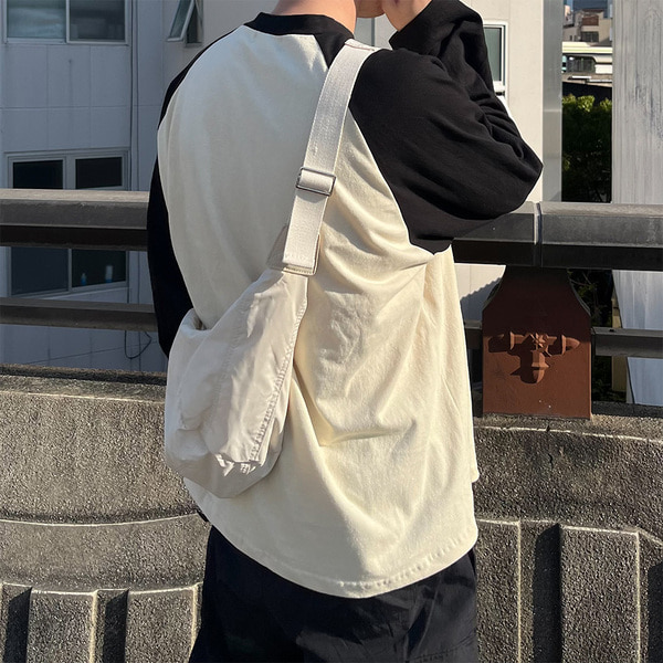 カジュアルナイロンショルダーバッグ | ファッション通販サイト NUGU