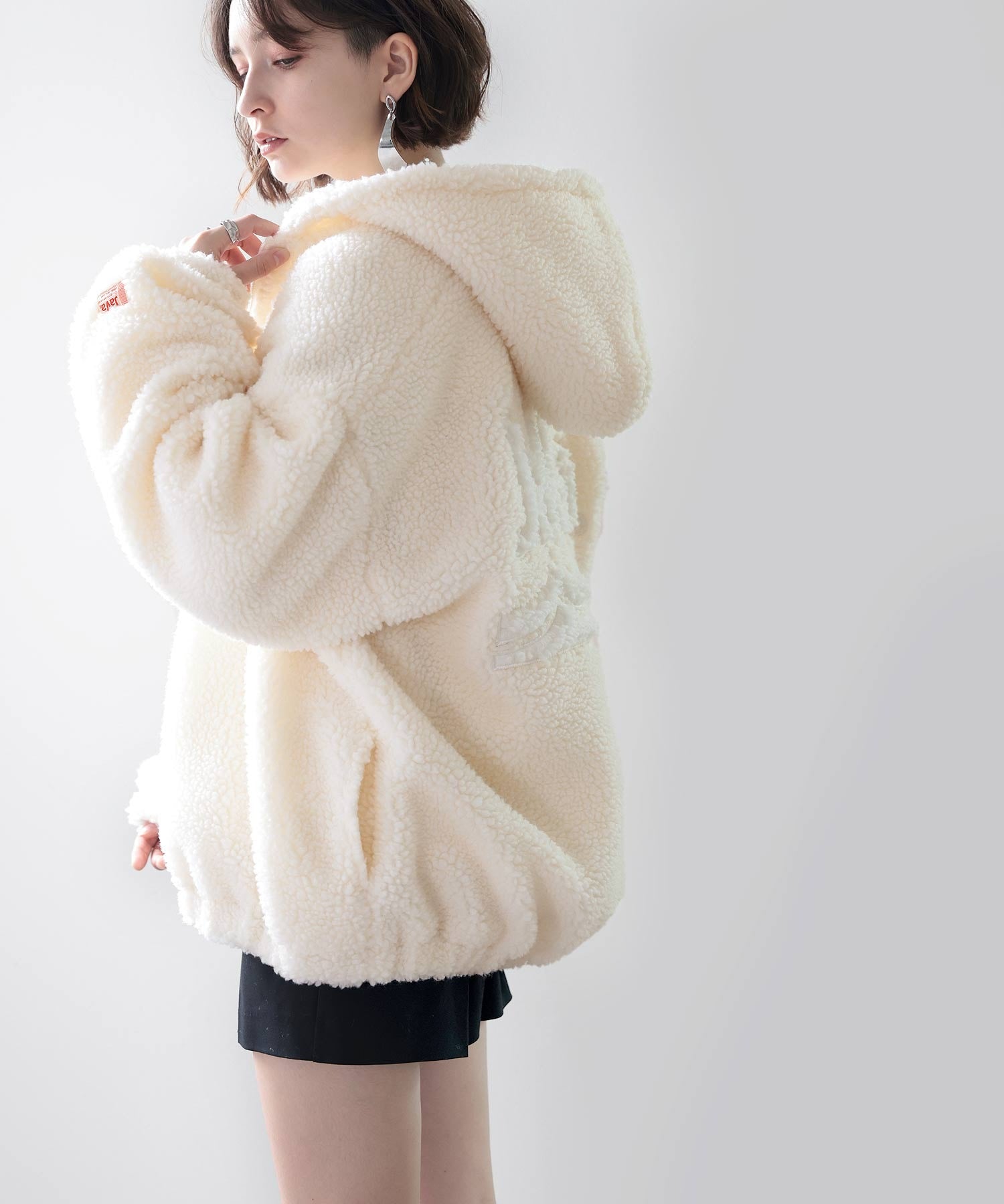 JaVa ジャバコラボ》もこもこ。JaVaワッペン付きボリュームボア