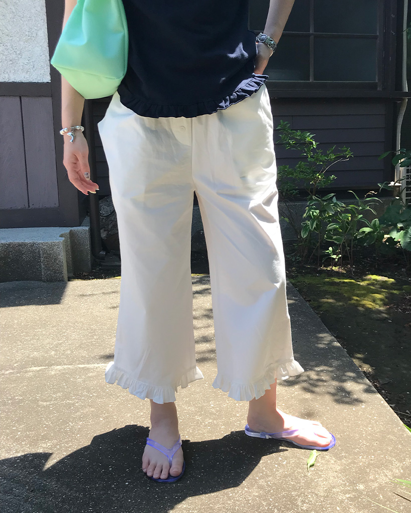 フリルヘムワイドカプリパンツ