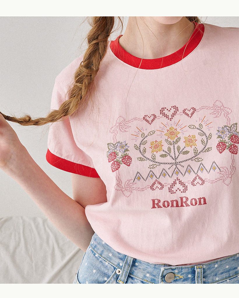 ★2024SS新作★RONRON★CROSS STITCH RASPBERRY RINGER T SHIRT CROSS STITCH RASPBERRY RINGER T SHIRT PINK RED