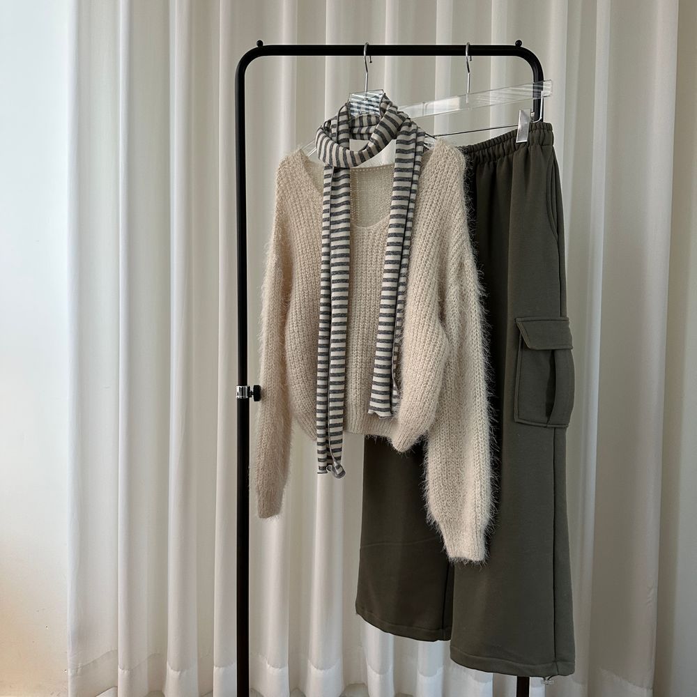 Y2Kストライプマフラー | ファッション通販サイト NUGU