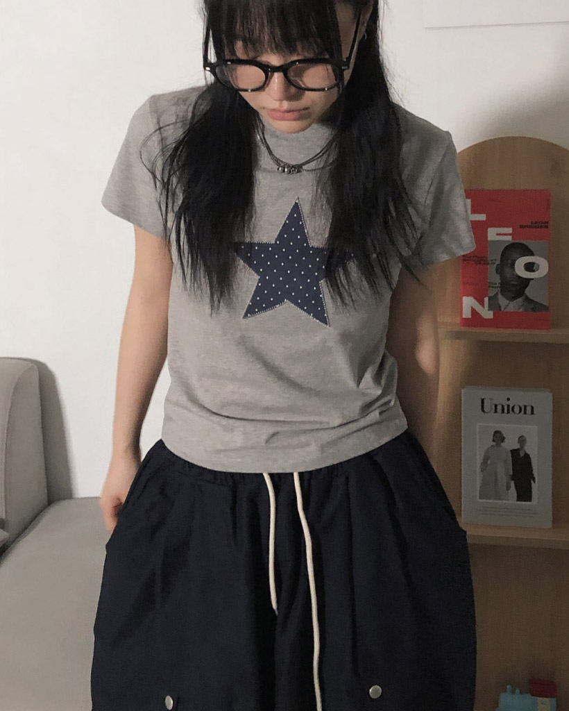 ドットスターステッチクロップド半袖Tシャツ | ファッション通販サイト